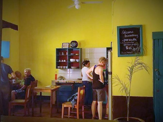 Hostal Casa Ivana León Exteriör bild